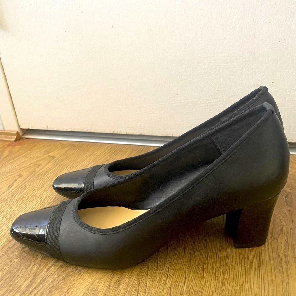 ⭐️Host Pick⭐️ Easy Steps Network dress shoes. Size 10C. - Picture 5 of 9